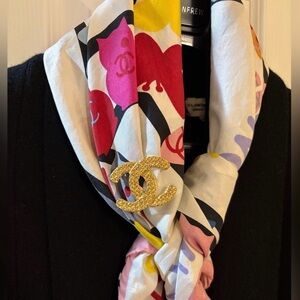 Vintage CHANEL INTERLOCKING CC LOGO SILK SCARF 34"